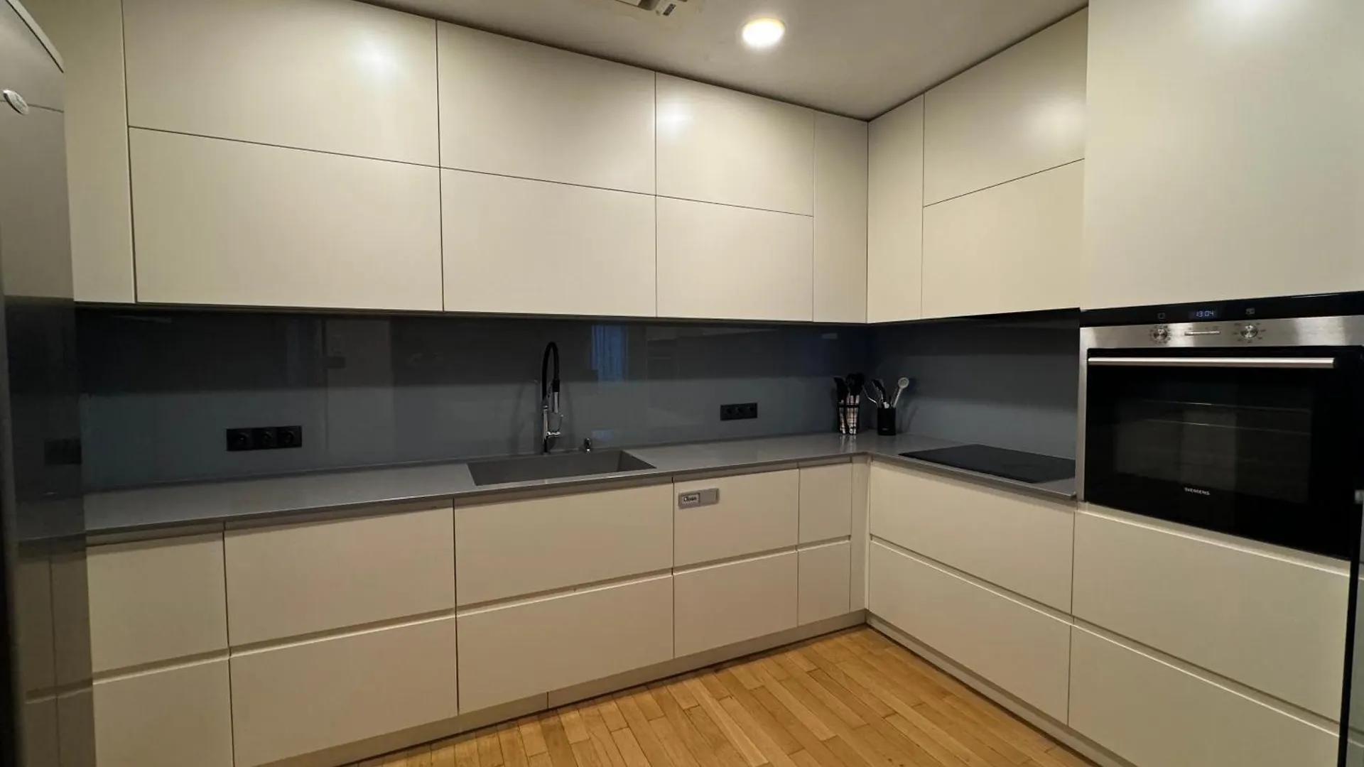Spacious Luxury Apartment Close To Marinela Hotel Sofía Bulgaria